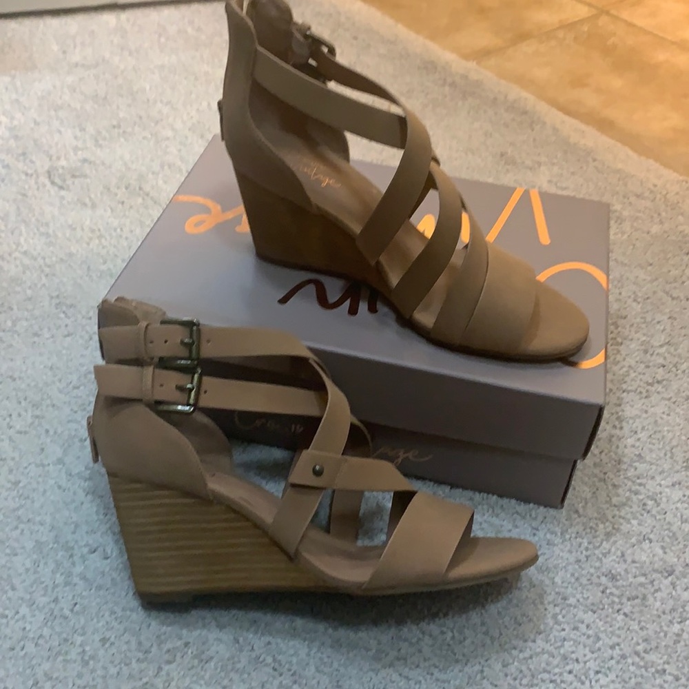 Crown Vintage Cirque Wedge Sandal